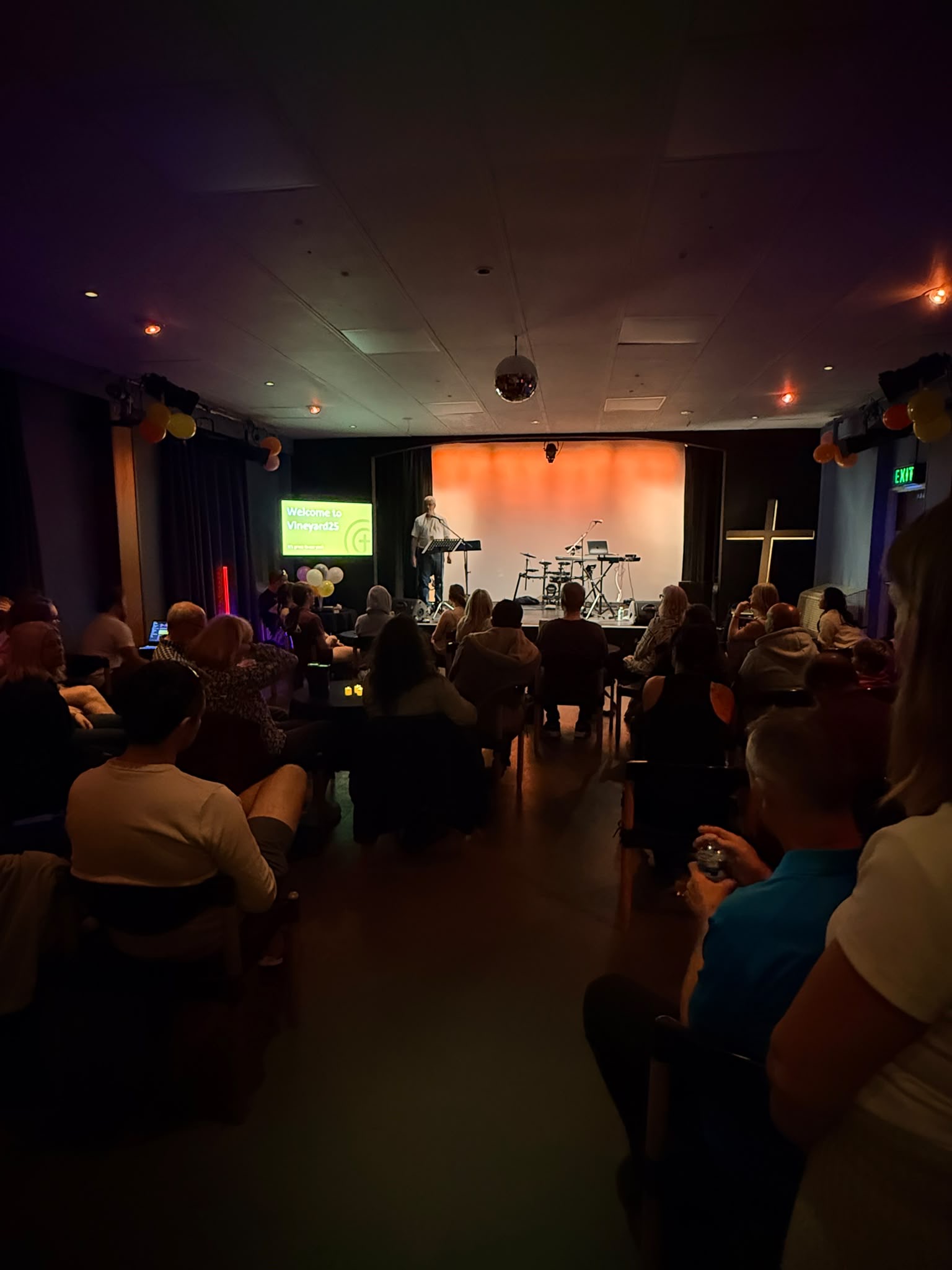 Young people at Vineyard25.
